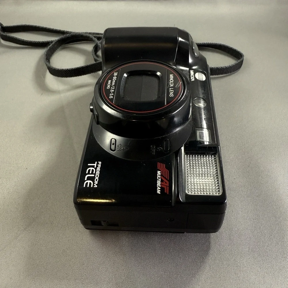 Minolta Freedom Tele‎ 35mm Film Camera 38-80mm Zoom AF Multibeam Untested